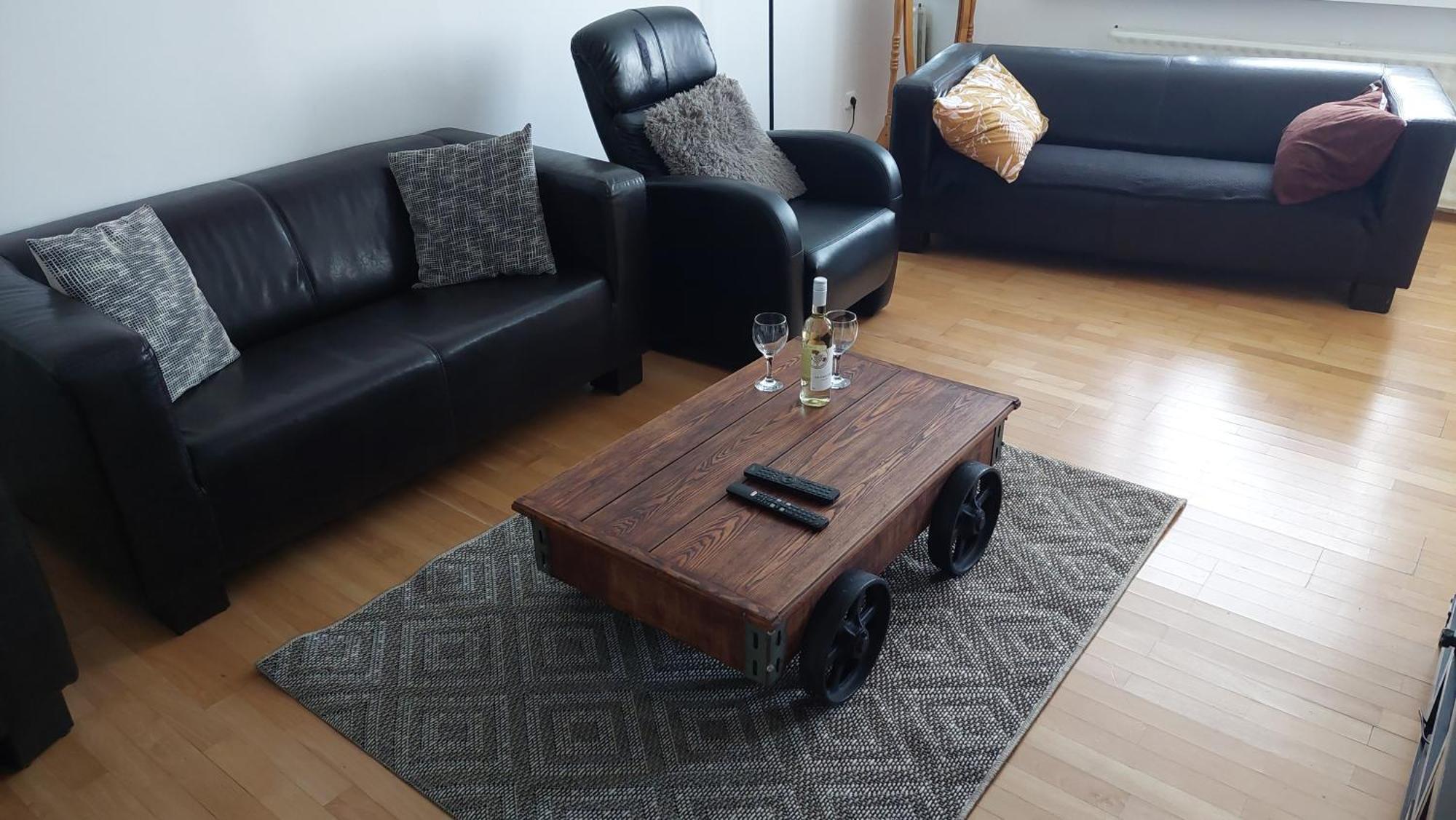 Apartman Surany Extérieur photo